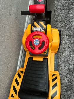 Toy car