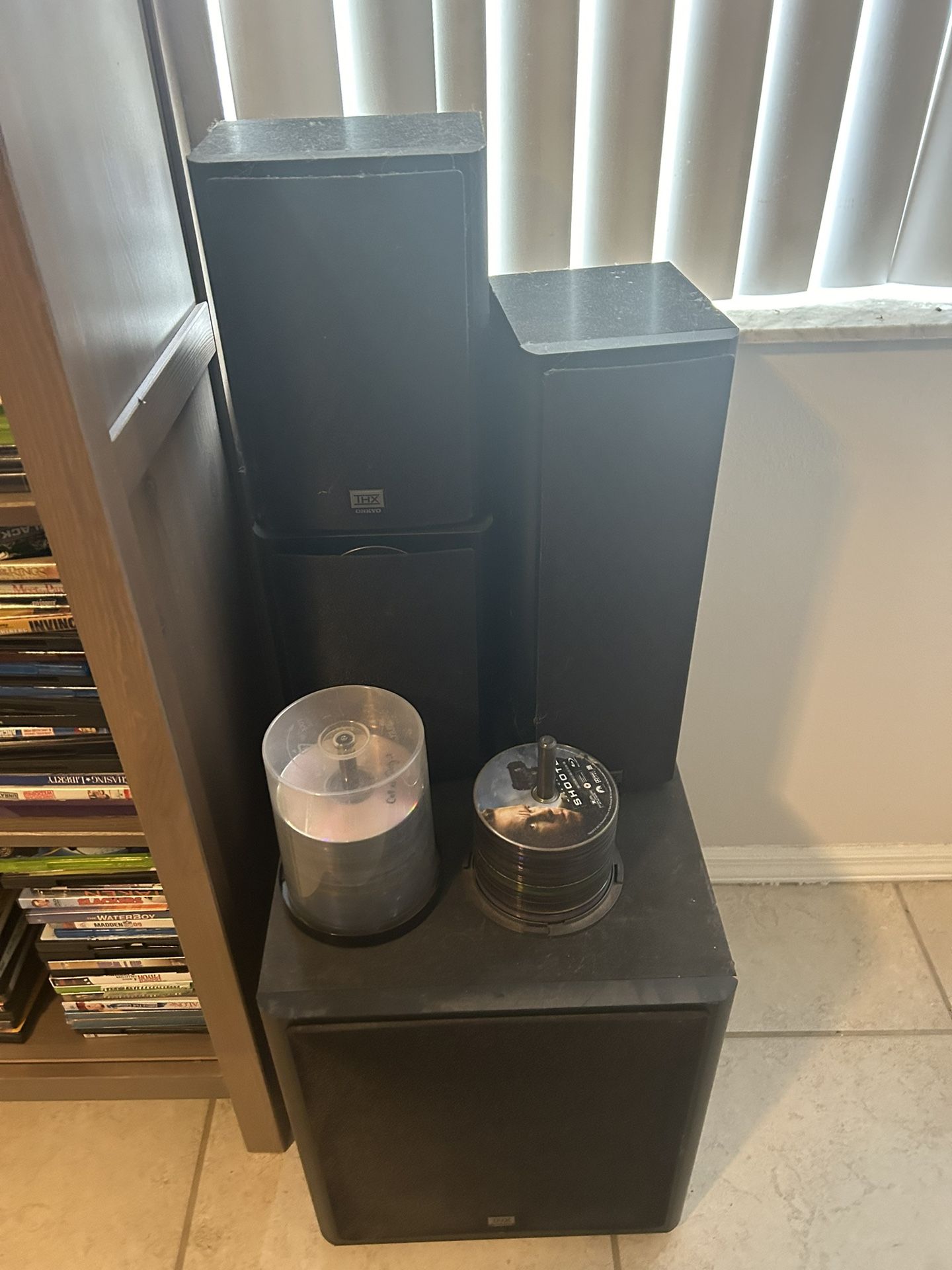 Onkyo 5.1 Surround Speakers And Sub