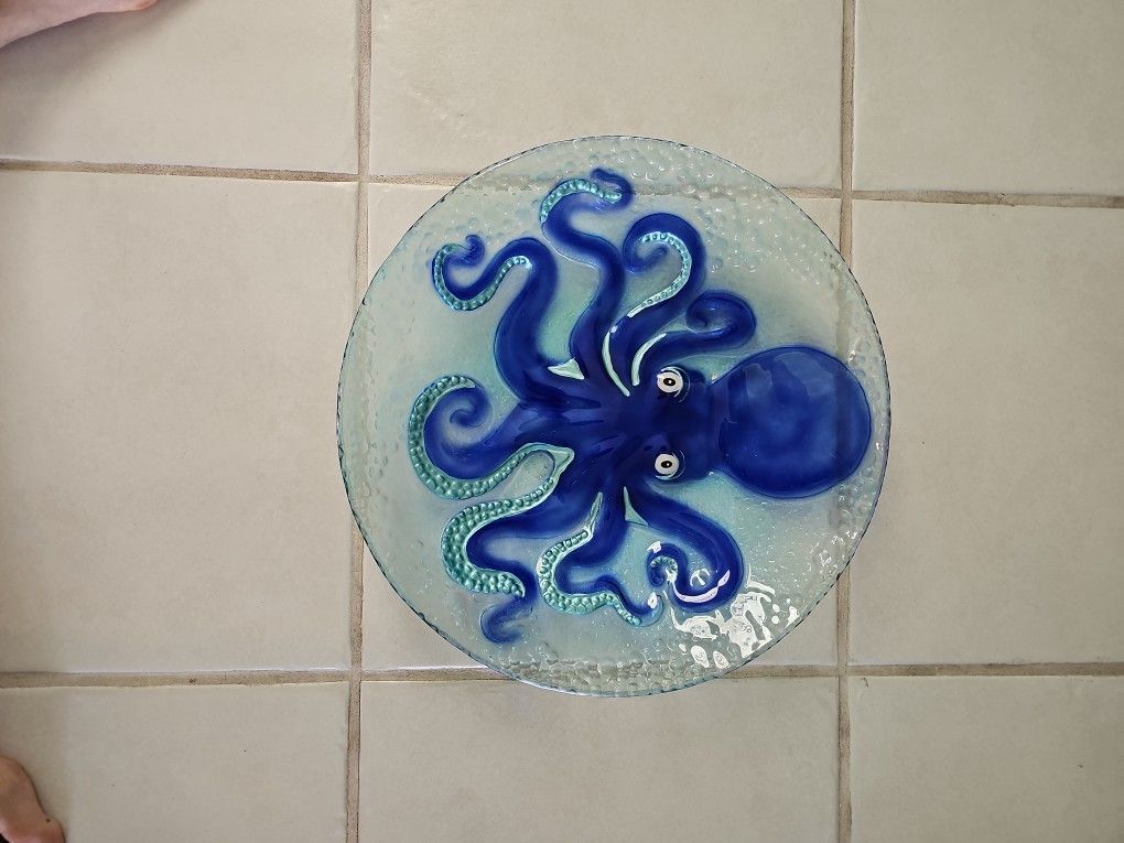 Bird Bath bowl - BEAUTIFUL
