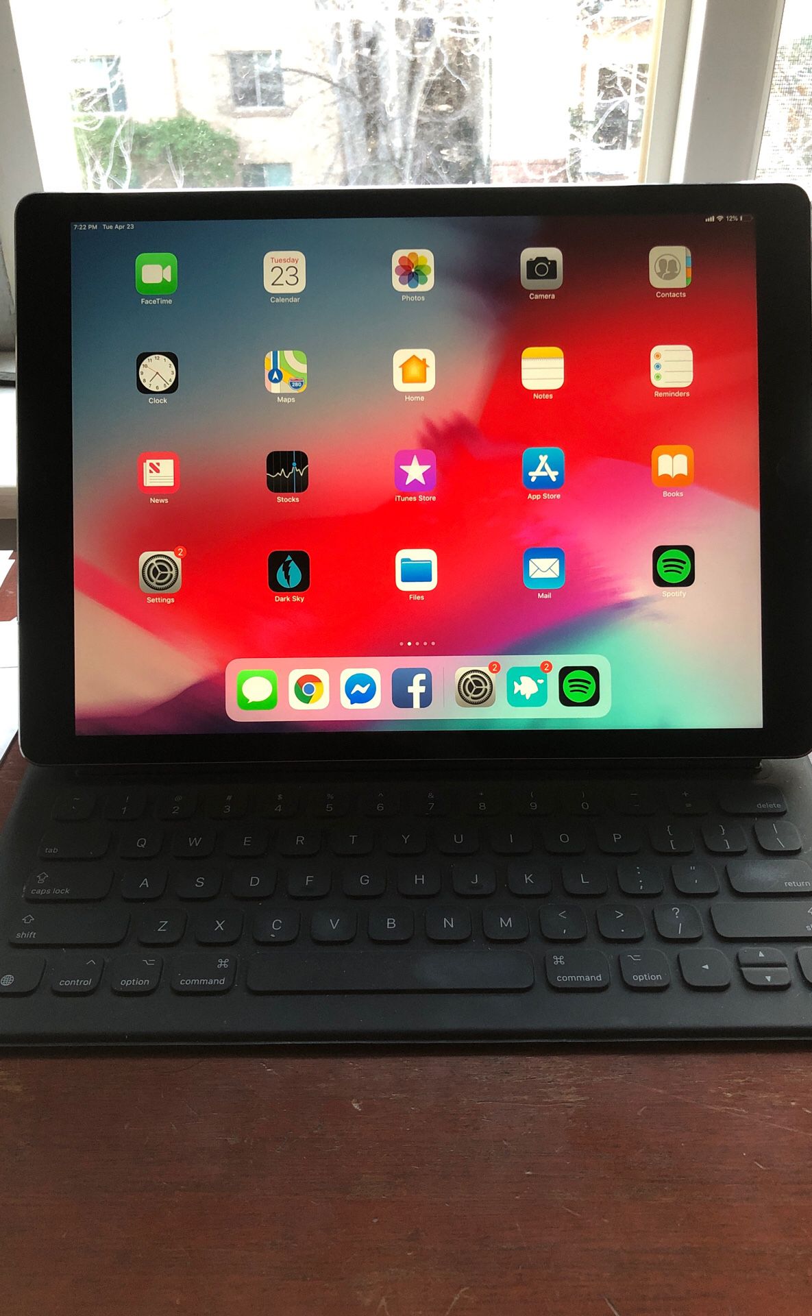 iPad Pro 12.9” w/ keyboard