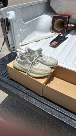 Yeezy 350 boost butter