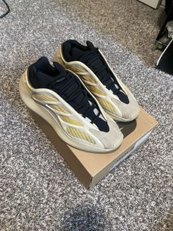 Yeezy 700 V3 Sunflower