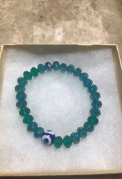 Evil eye protection crystal stretch bracelet size 7.5 inches