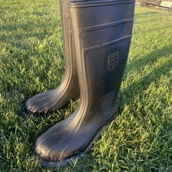 Rubber Steel Toe Boots S11