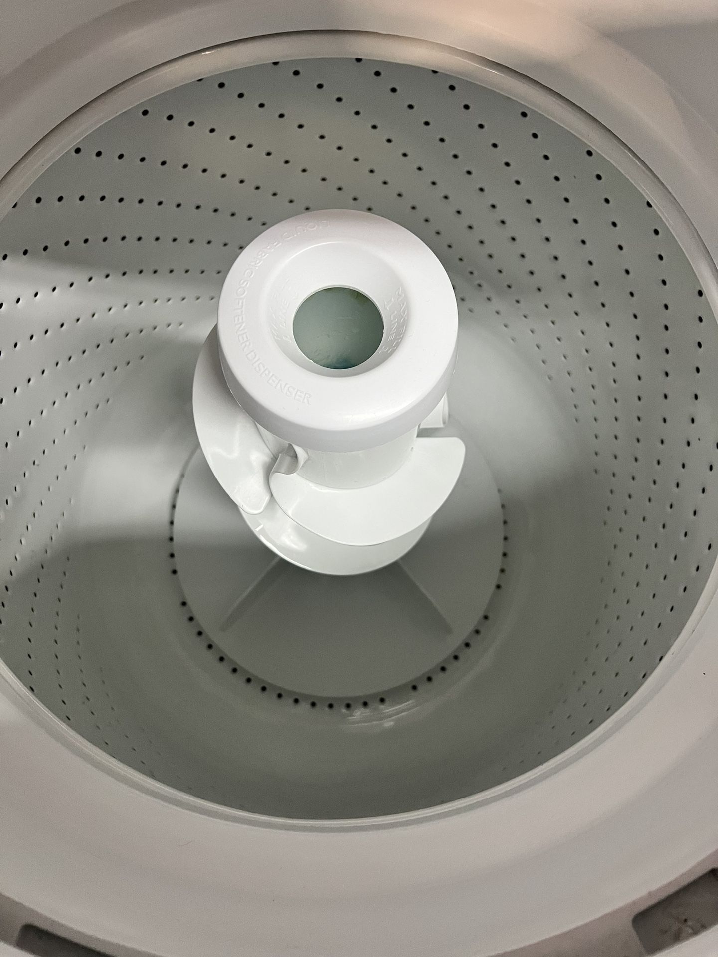 Whirlpool Stackable Washer Dryer