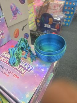3d dinosour skeleton inside egg
