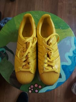 Adidas Superstar All-Yellow Sneakers