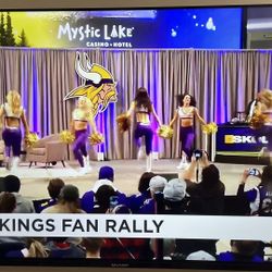 65” Sharp 4K Smart UHD RokuTV (REDUCED)