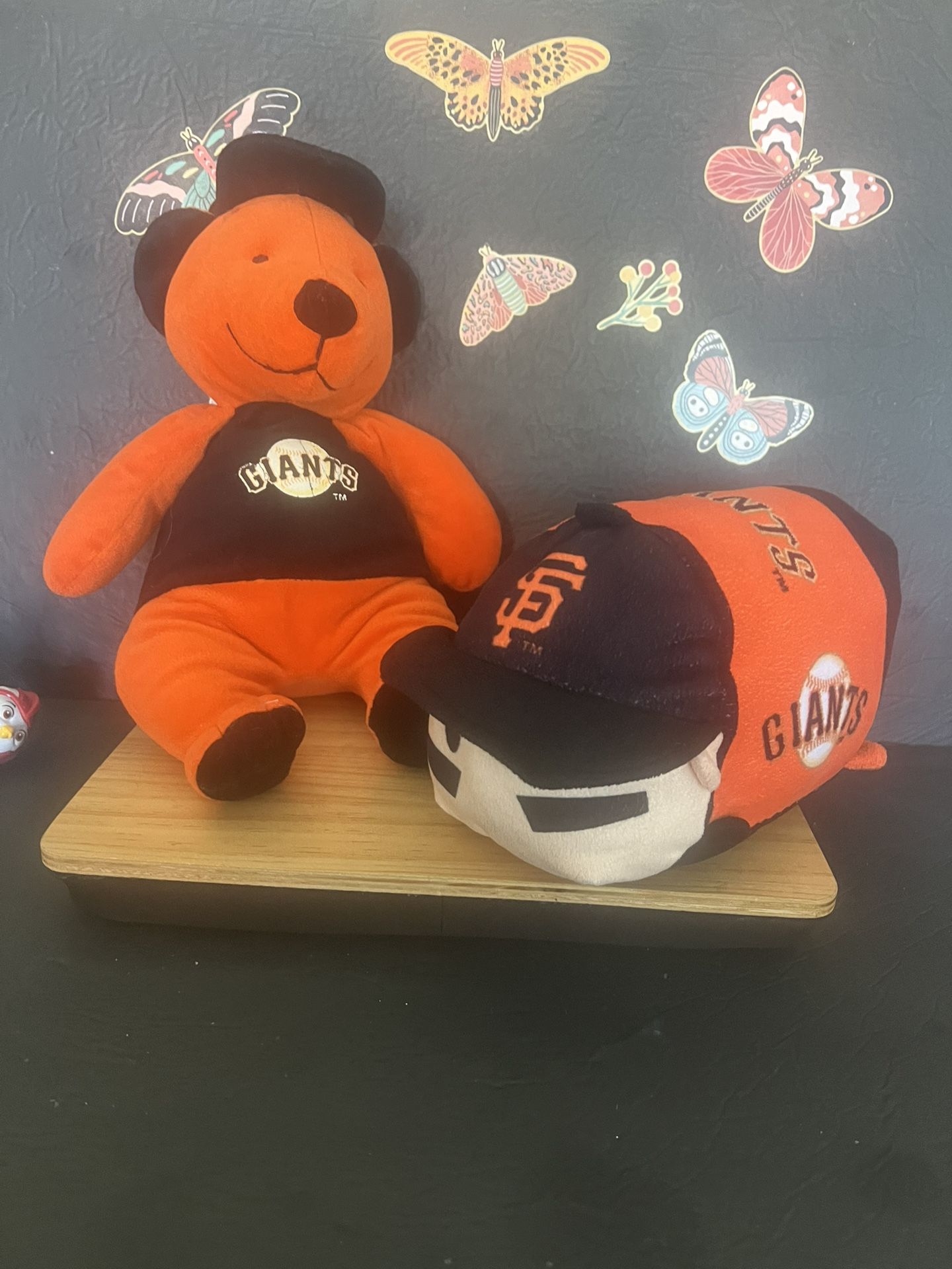 MLB GIANTS PLUSH! $8 EACH