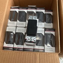 Cooper 15 Amp Single-Pole Rocker Light Switch Black. 50 For Box