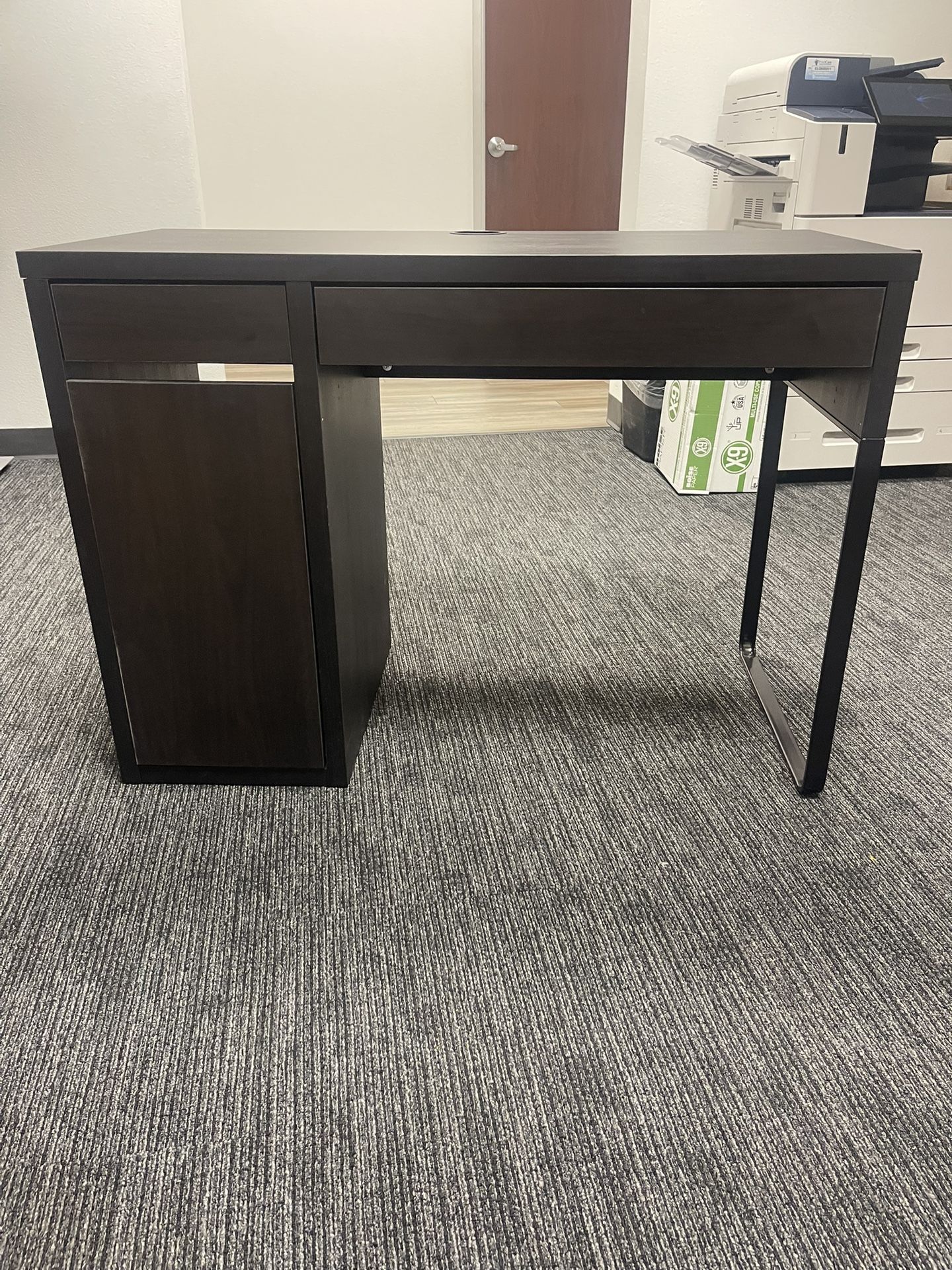 Black Office Desk