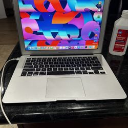 MacBook Air i5 8GB RAM LOADED with Software! 