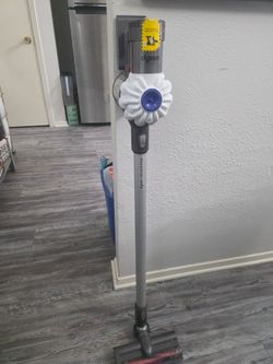 Dyson Cordless Vacum