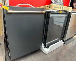 BRAND NEW DISHWASHER FOR SALE Financing Available 
