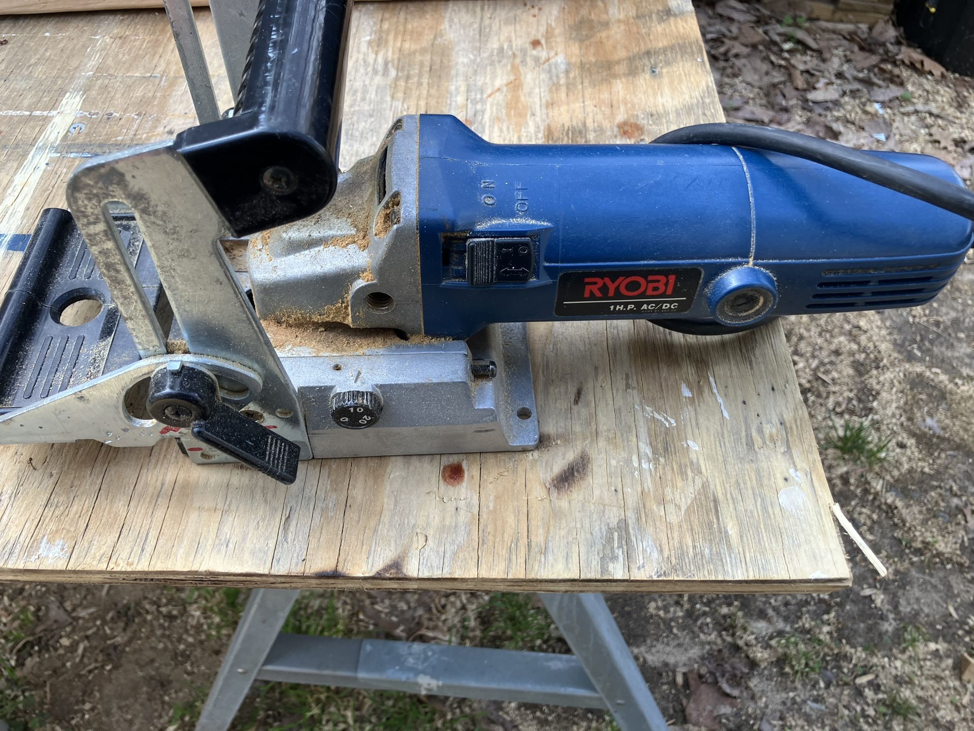 Biscuit Joiner in Metal Case Ryobi JM-100
