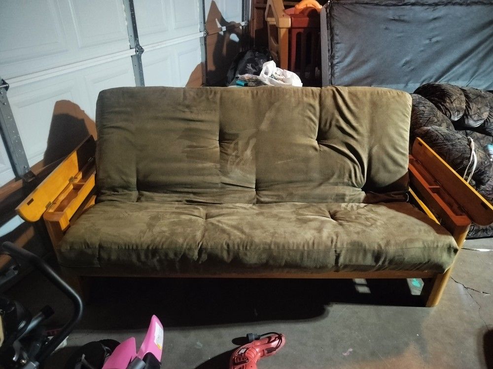Futon Bed Not Firm On Price Make Offer