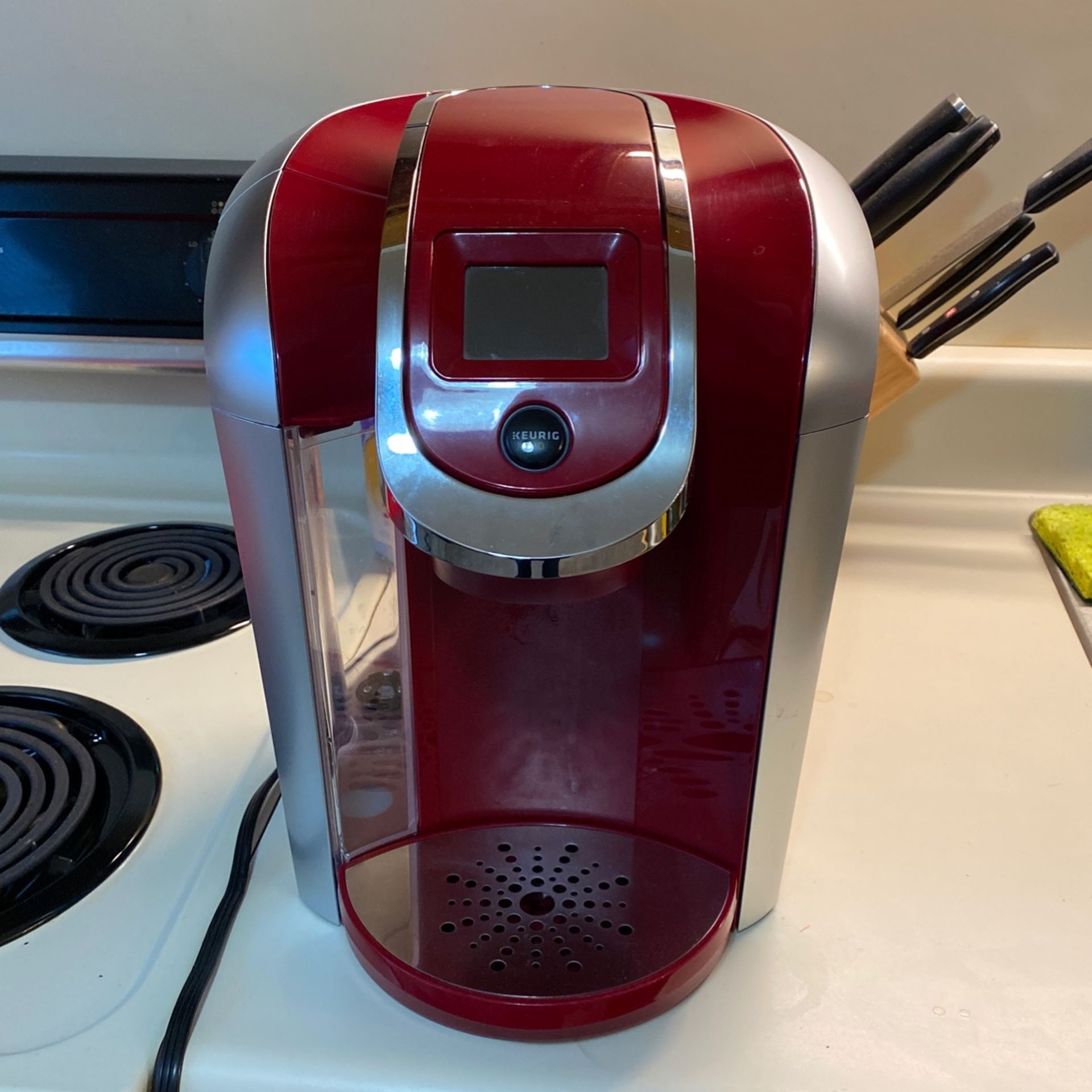 KEURIG 2.0 Coffee Maker Red