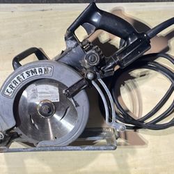 VINTAGE CRAFTSMAN INDUSTRIAL WORM DRIVE SAW  7 1/4" 135.276103, works great