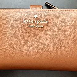 Kate Spade Medium Wallet