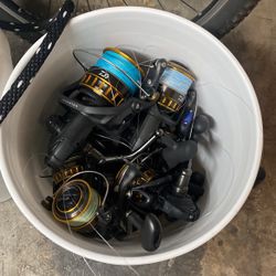 Fishing Reel 