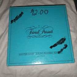 Trivial pursuit board game