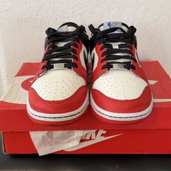 Nike Dunks Size 9