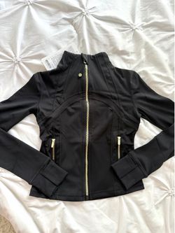 Lululemon Define Cropped Jacket