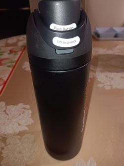 STAINLESS STEEL "OWALA "24 OZ- 710ML WATER BOTTLE WITH DUBLE WALLS & BPA FREE.