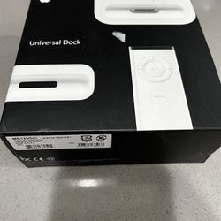 Apple Universal Dock MB125G/C (2009)