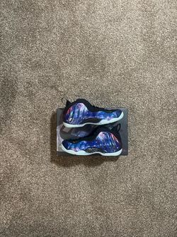 Nike Air Foamposite Galaxy Size 7.5
