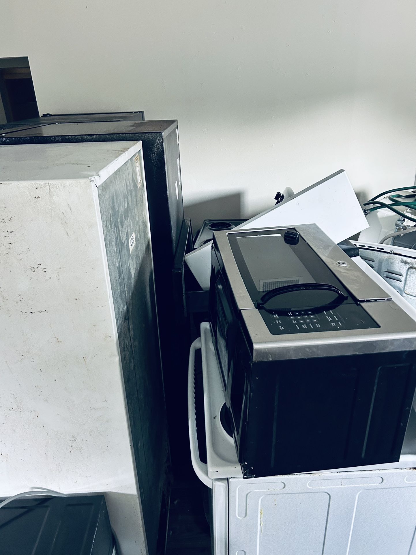 Stoves, Refrigerators, Dishwashers, And Microwaves.