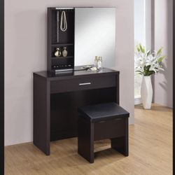 2 Piece Vanity Set In Cappuccino with Lift Top Bench! SALE!!