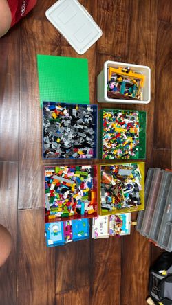 Lego organizer and bulk Lego collection