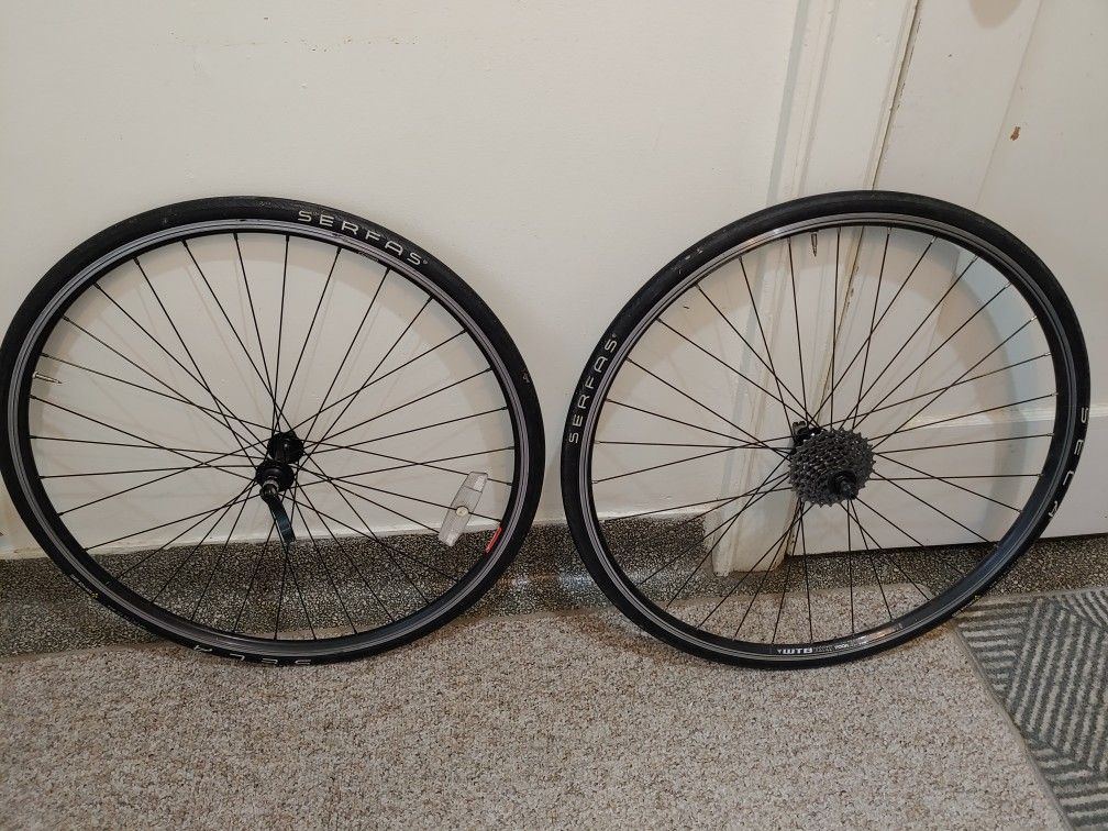 Serfas Bike/Bicycle Tire Set both Front and Rear Tires For Sale