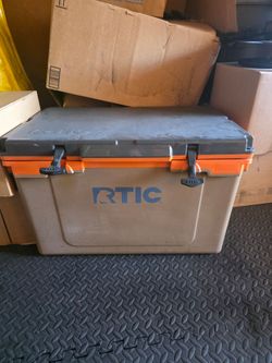 RTIC 52 QT Ultra-Light Hard Cooler