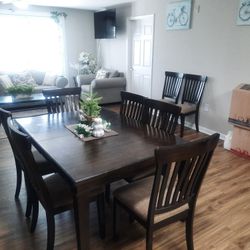 Dinning  Set Table With 8 Chairs