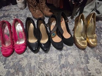 Womens heels size 6