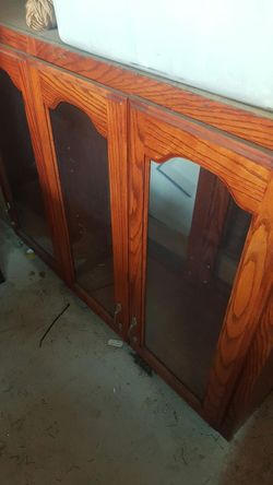 Kitchen cabinet