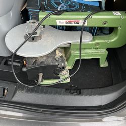 Scroll saw