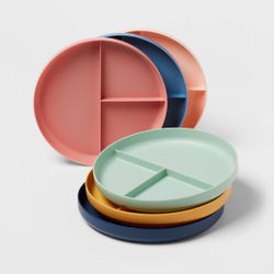 6pk Plastic Divided Kids' Dinner Plates - PillowfortTM: Reusable, Dishwasher & Microwave Safe