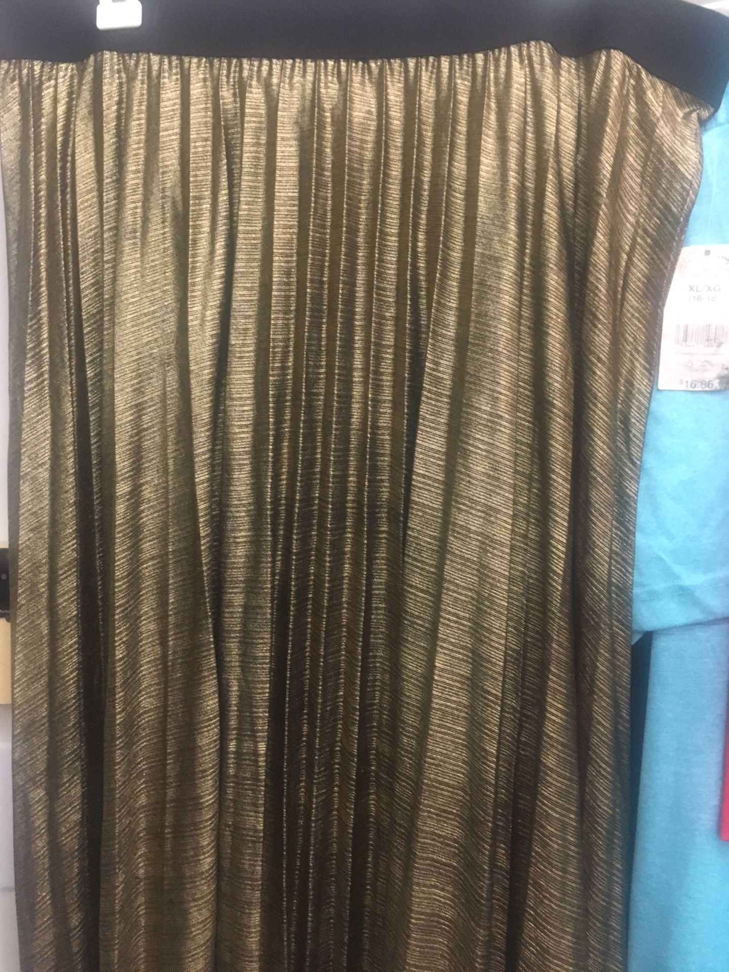 Gold Skirt. Pull On Waist. Size Size 16-18. New.