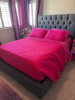Queen Gray Upholstered Tufted Bed Frame