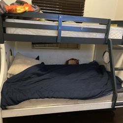 Toddler bunk Bed boys !! 
