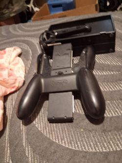 Nintendo Switch Joy-Con Grip and Dock