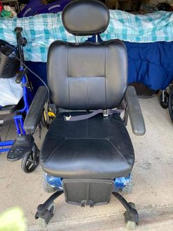 Pronto M51 Motorized Chair 