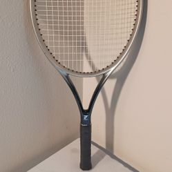 Yashino Profile Hammer System Tennis Racquet Plus A Carrying Case