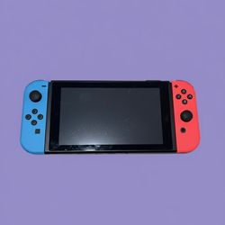 Nintendo Switch 