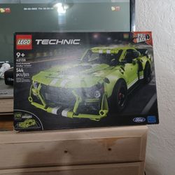 Brand New Lego Technic Set Ford Shelby Mustang GT500