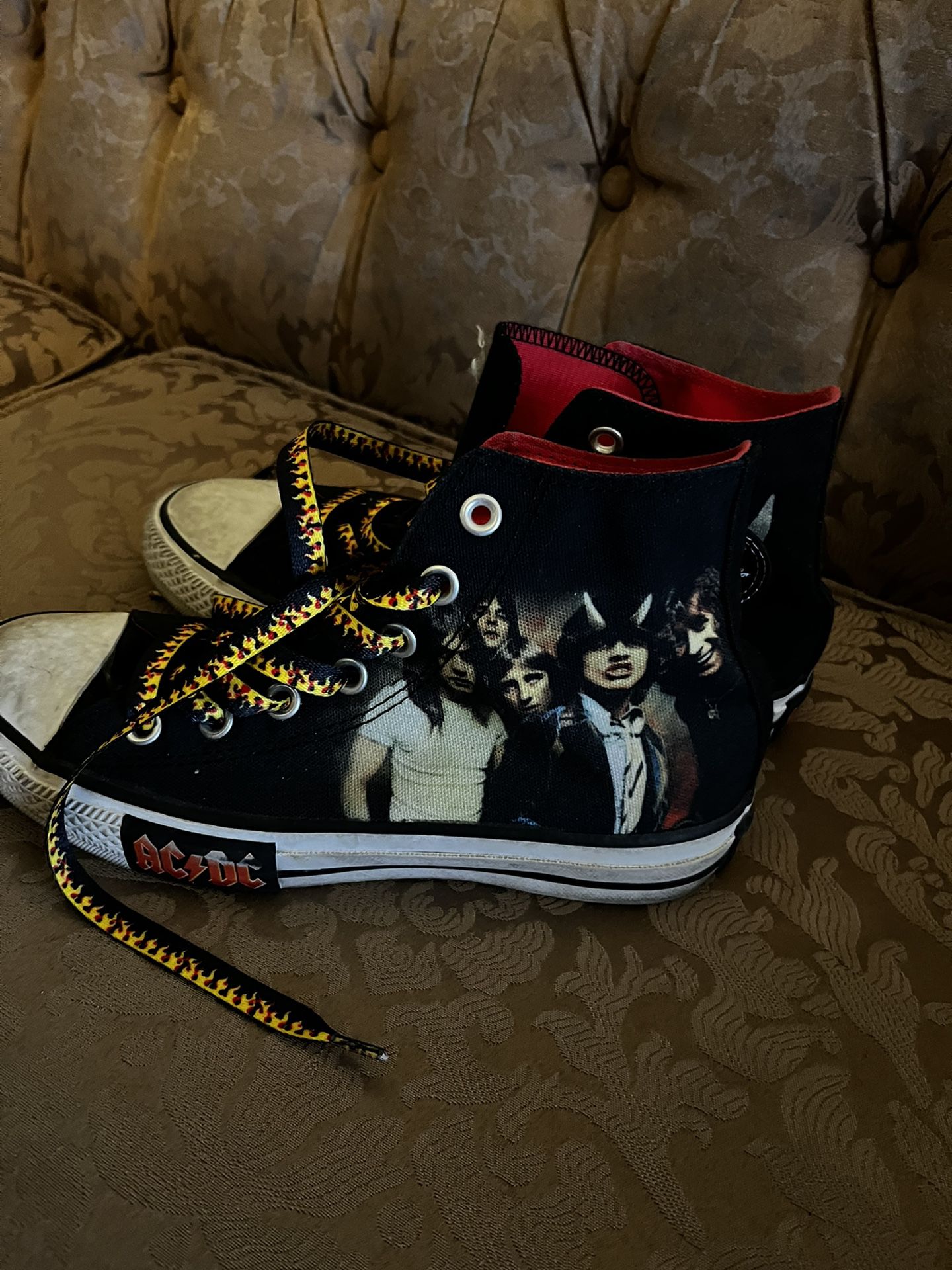 Statistisk granske lager AC/DC Highway To Hell Converse -Music Collection for Sale in Mcallen, TX -  OfferUp