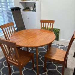 Beautiful Table with Chairs